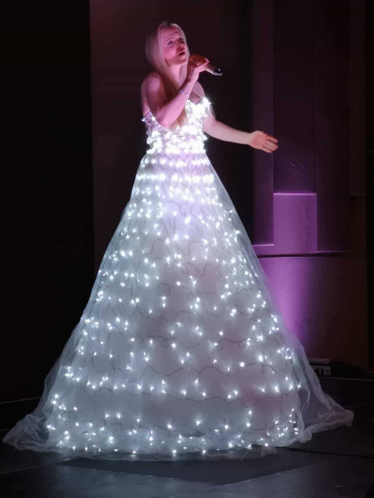 NeoLife Dance dinner